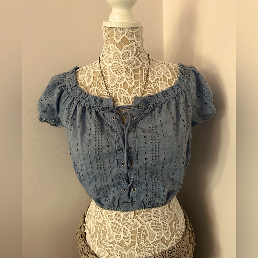 Fashion nova blue crop top :)